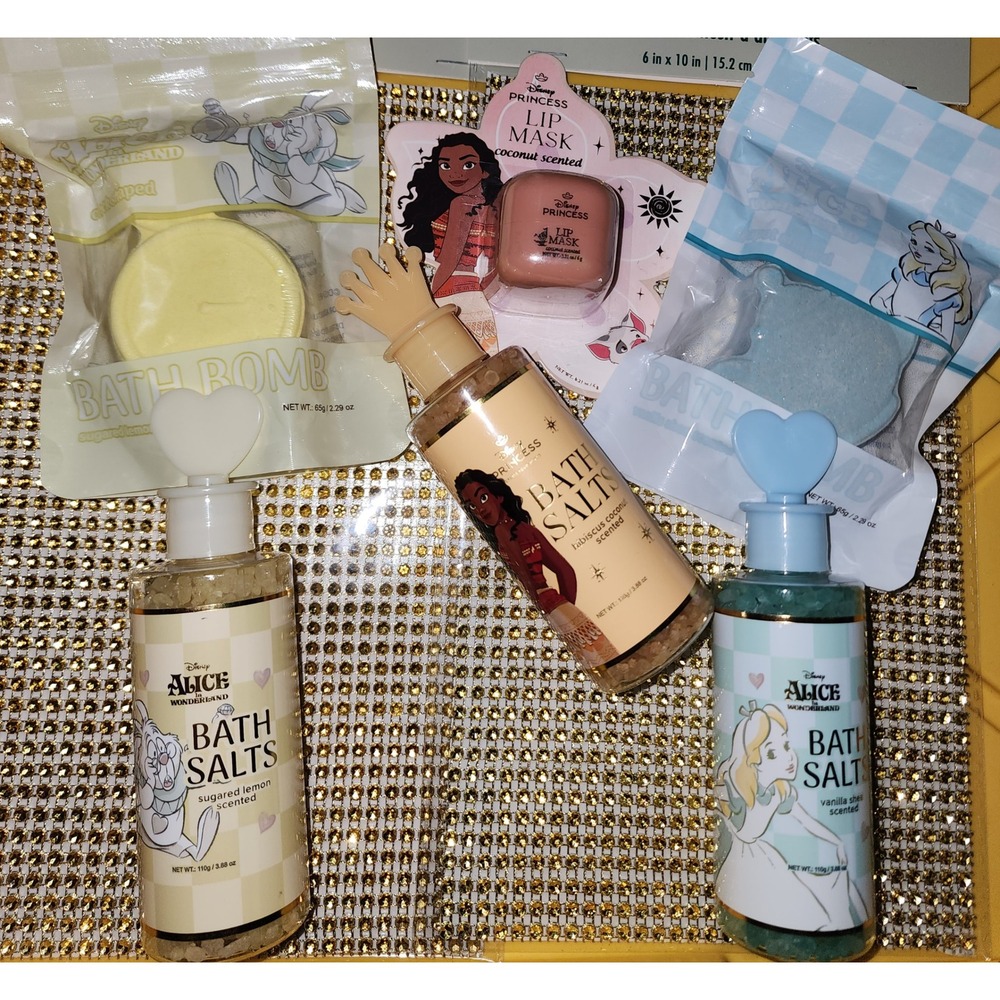 Disney Princess Moana Alice in Wonderland Bath Salts Bath Bomb Lip Mask Set 6pc